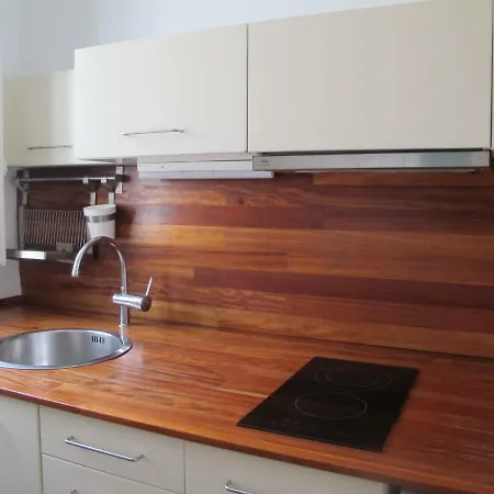 Apartament Bruc 5 *